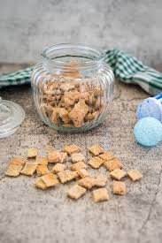 CAT TREATS